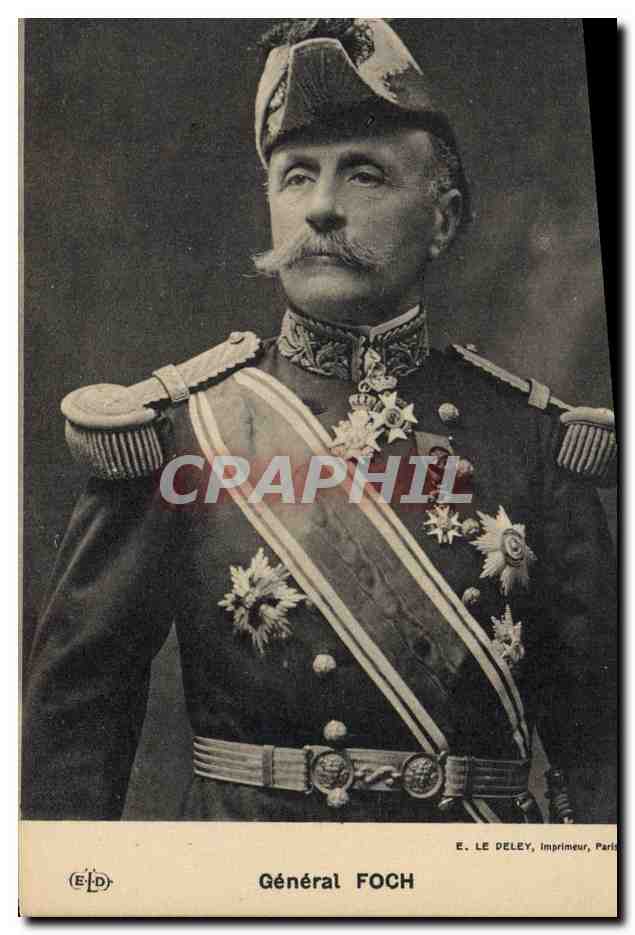 CPA Militaria General Foch 