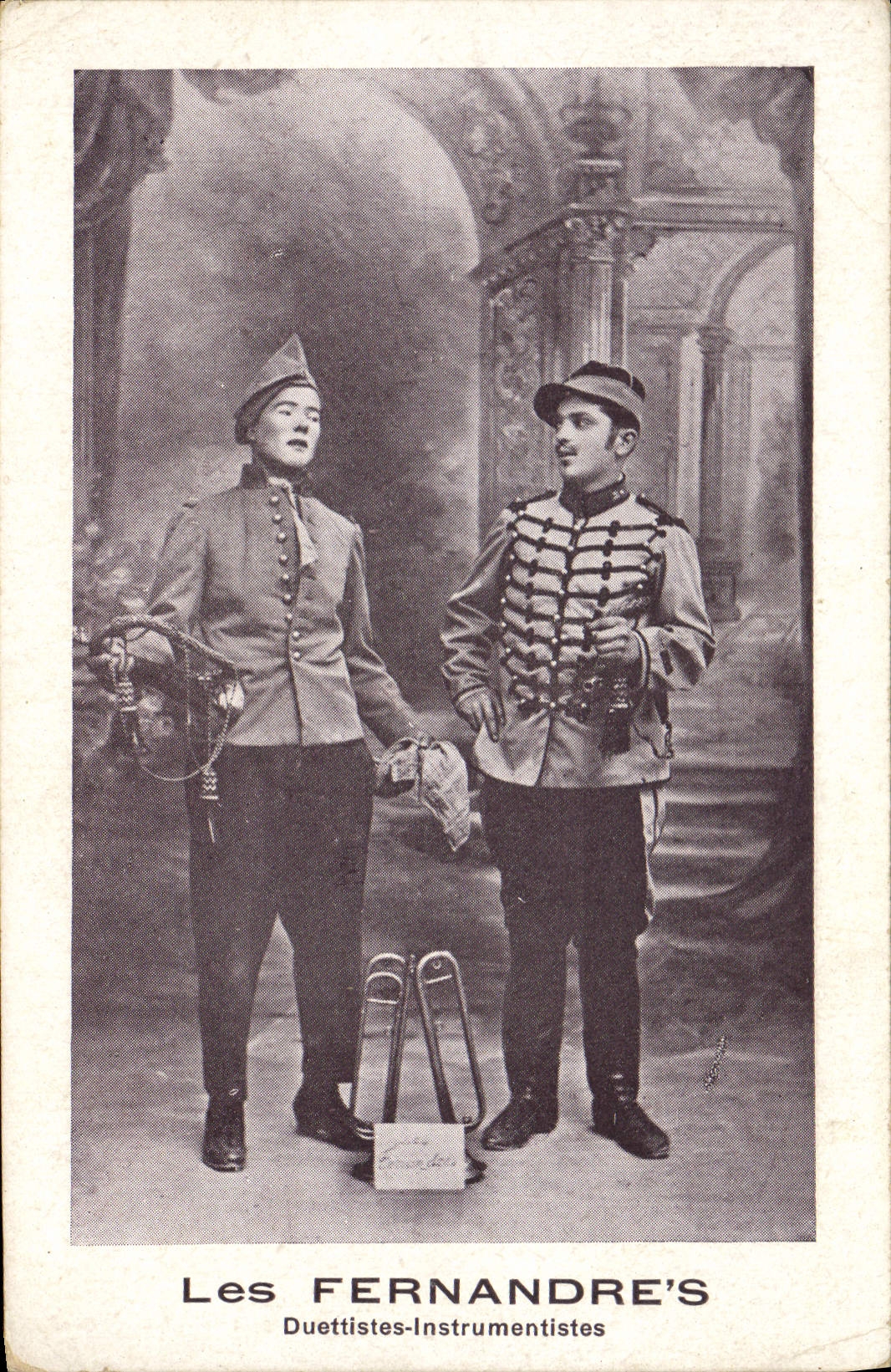 CPA Les Fernandre's Duettistes Instrumentistes 
