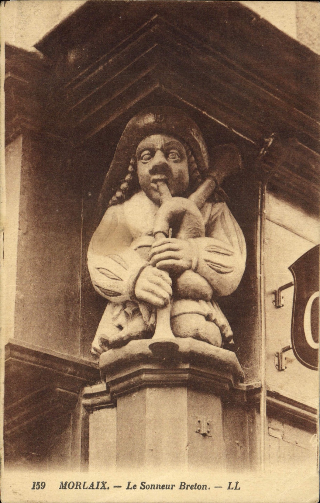 Morlaix — Le Sonneur Breton — LL