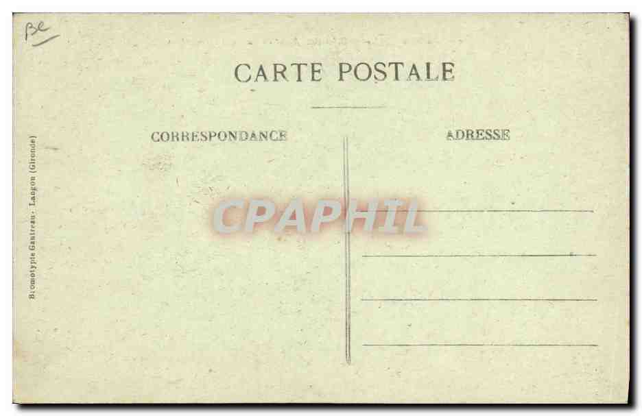 CPA Folklore Dans les Landes Echassier filant en gardant les moutons — Verso