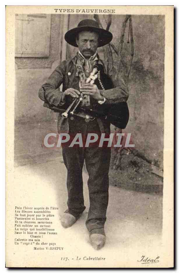 CPA Folklore Auvergne Le Cabrettaire