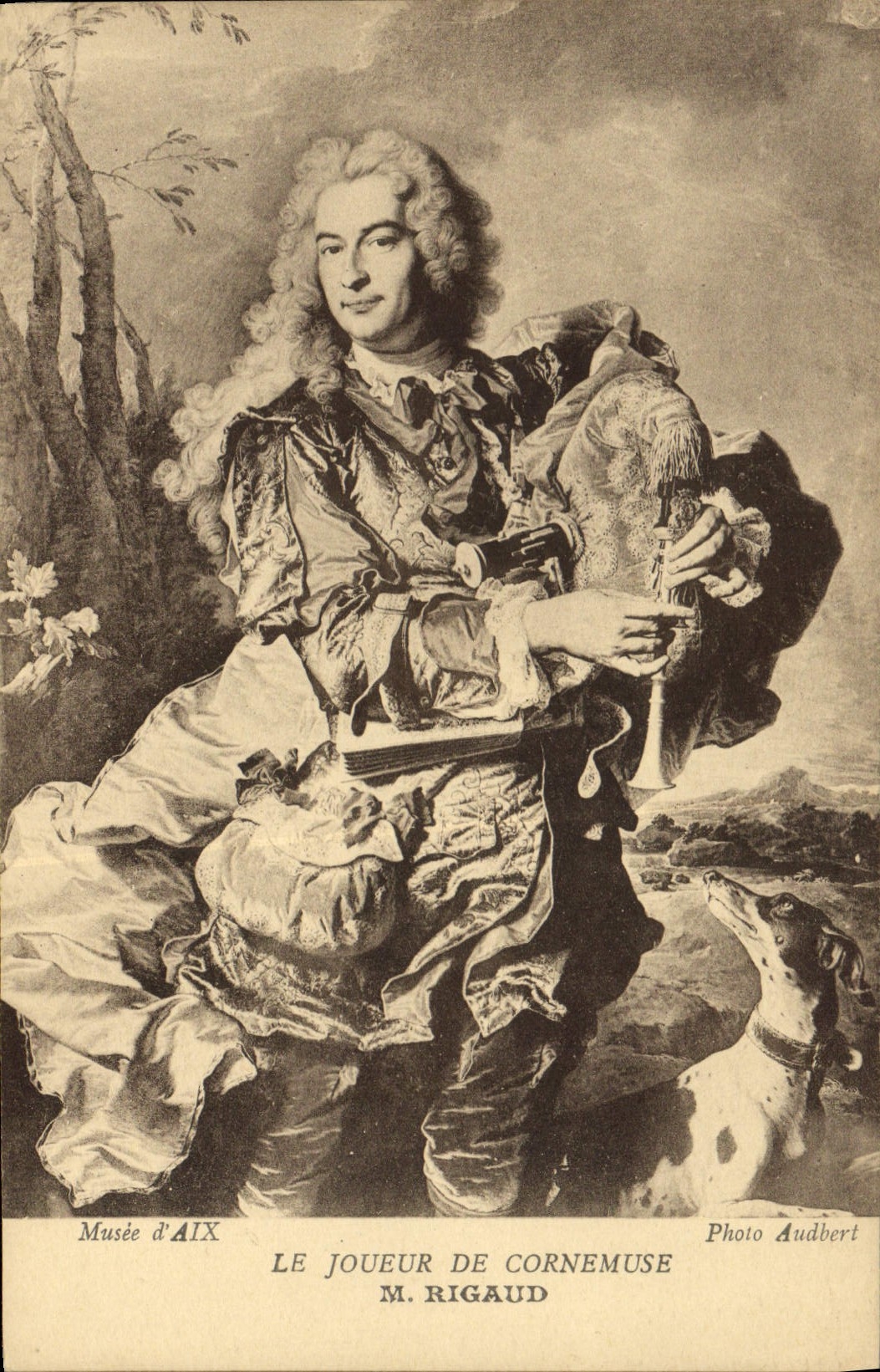 CPA Le joueur de cornemuse Musee d'Aix Rigaud 