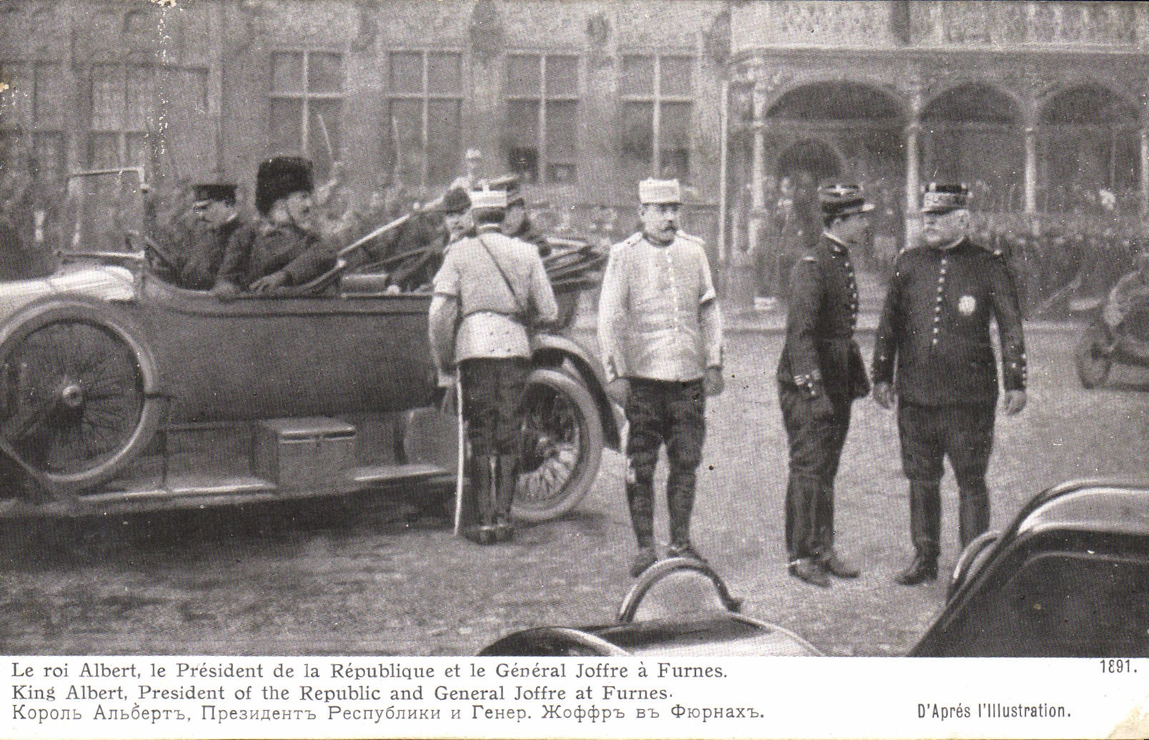 CPA Militaria Le roi Albert le president de la Republique et le general Joffre a Furnes 