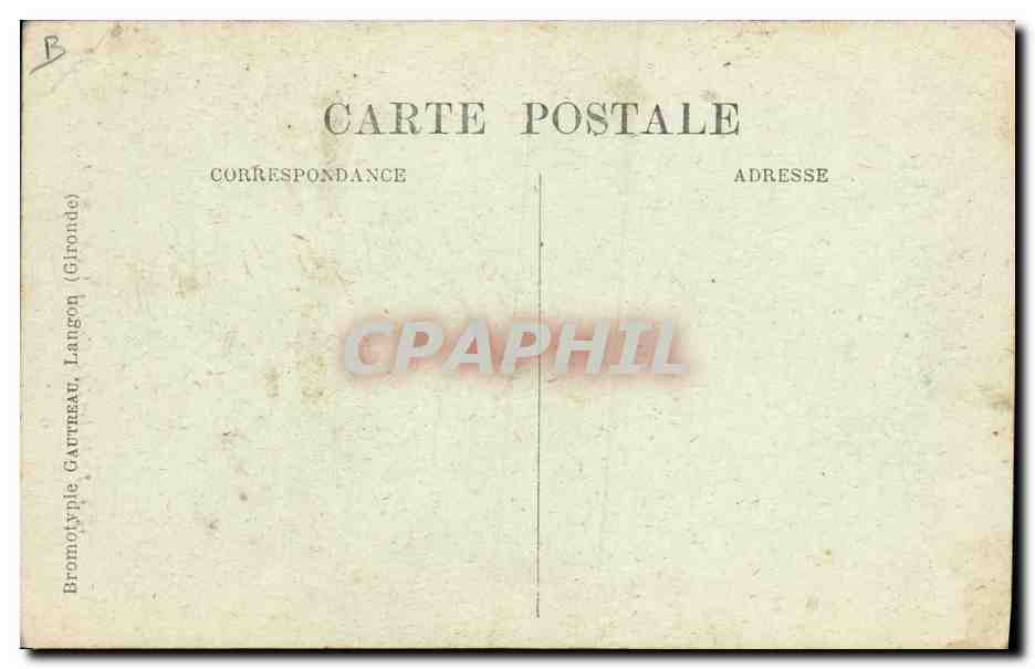 CPA Folklore Vieille landaise filant au rouet — Verso