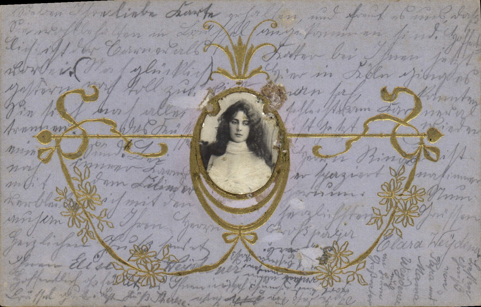 Portrait féminin — carte postale universelle — éditeur Gillet, Bruxelles