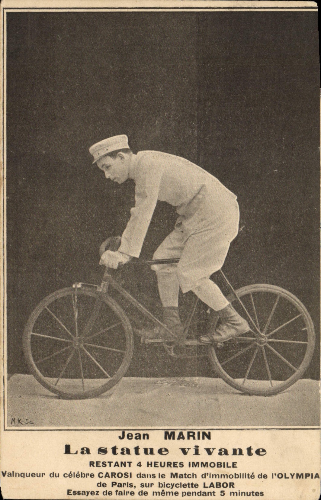 CPA Jean Marin La statue vivante Restant 4 heures immobile Velo Cycle