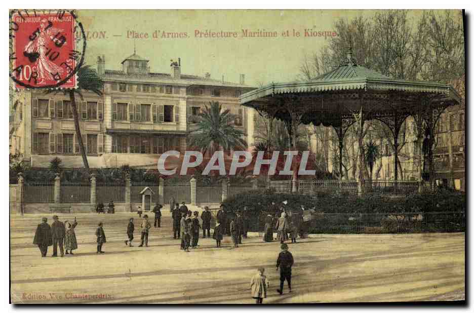 Coulon — Place d'Armes, Préfecture Maritime et le Kiosque — Édition Vve Chantereau