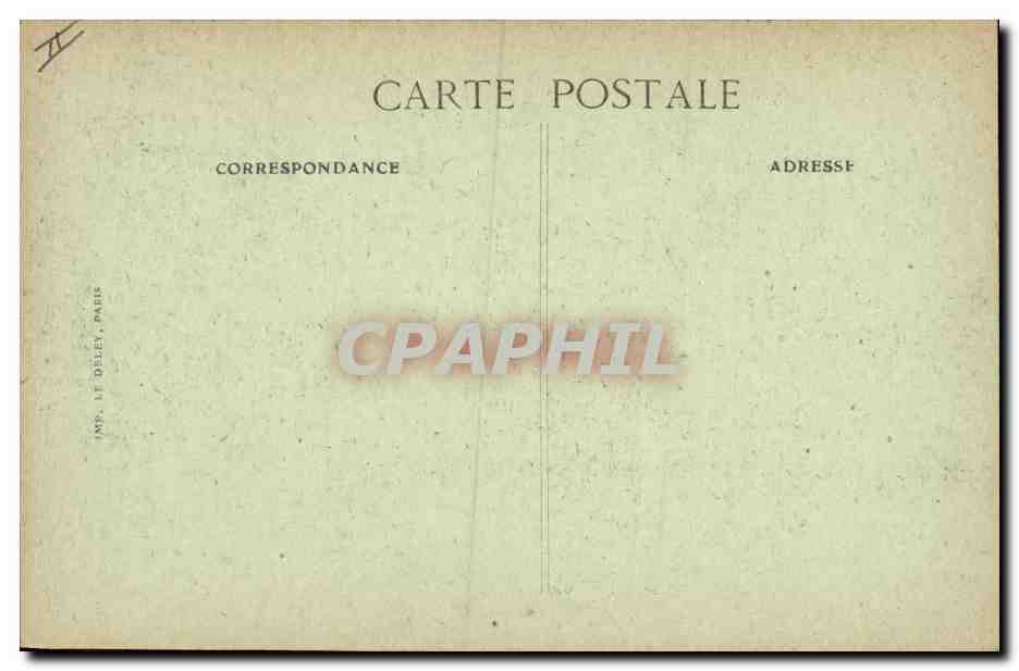 CPA Militaria Les fetes de la Victoire a Paris 13 Juillet 1919 Sur les marches de l'hotel de ville Poincare Marechal Joffre Marechal Foch — Verso