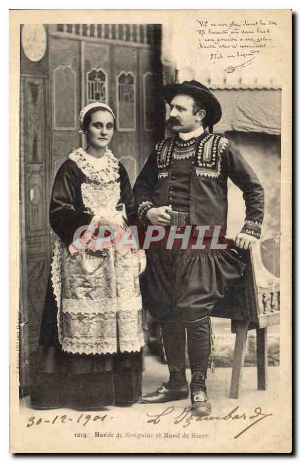 CPA Folklore Mariee de Serigniac et marie de Scaer Botrel