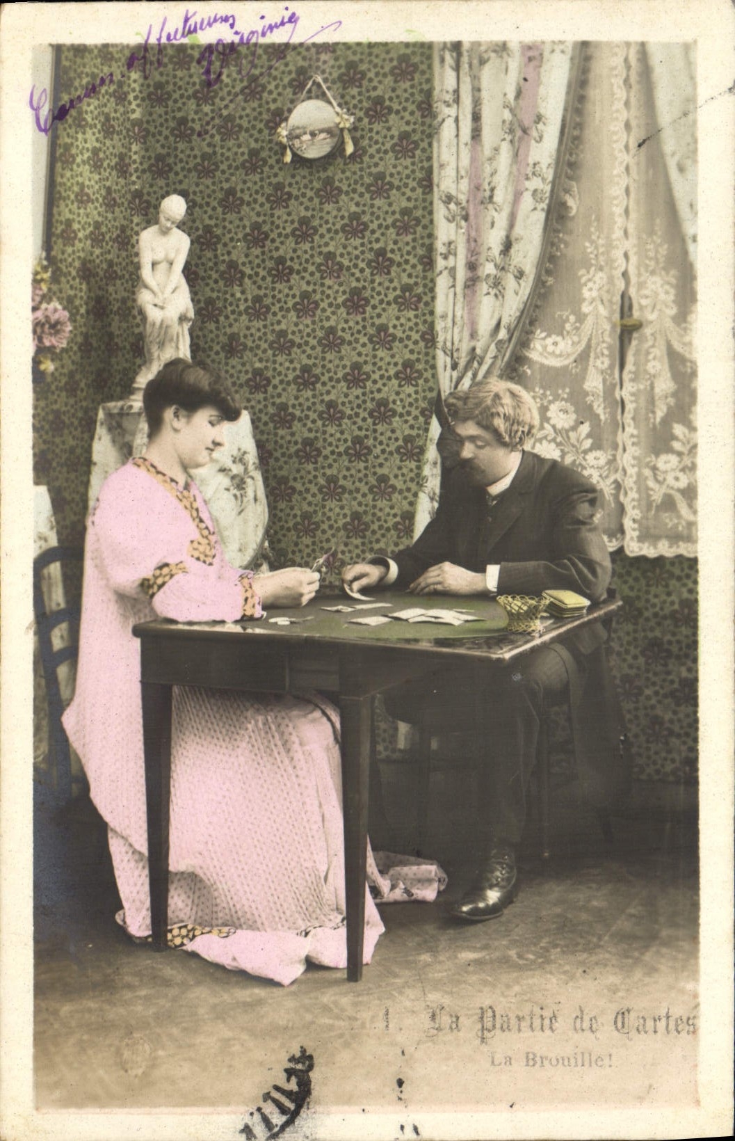 CPA Femme La partie de Cartes 