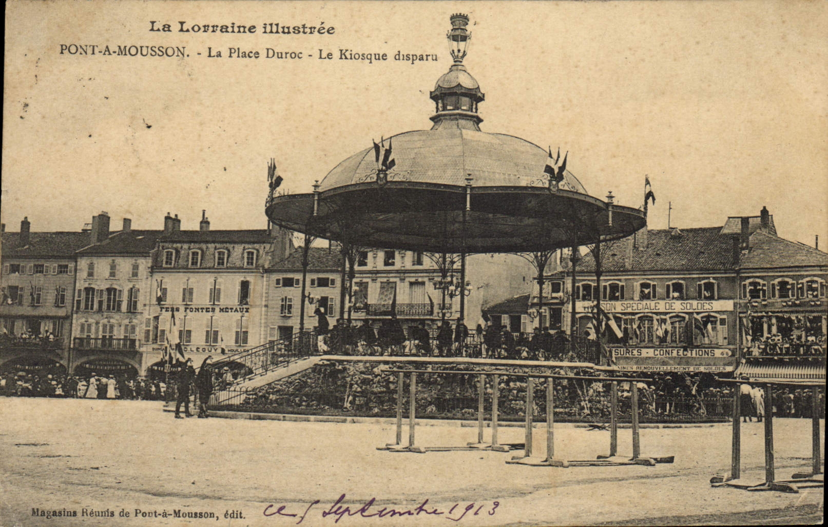 Pont-à-Mousson - La Place Duroc - Le Kiosque disparu — La Lorraine illustrée, édit. Magasins Réunis de Pont-à-Mousson