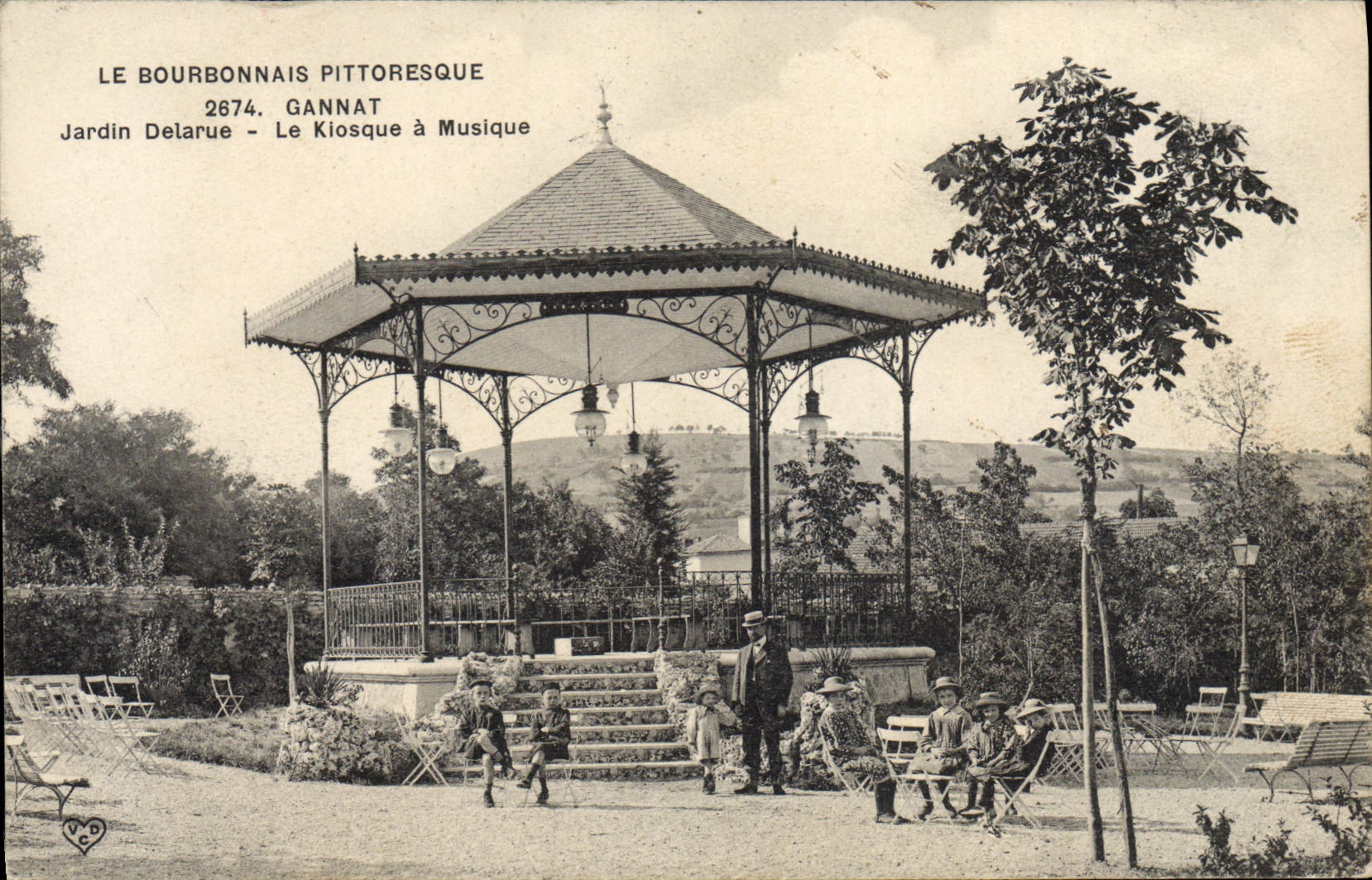 Jardin Delarue - Le Kiosque à Musique — Gannat, 2674 — Éditeur Le Bourbonnais Pittoresque