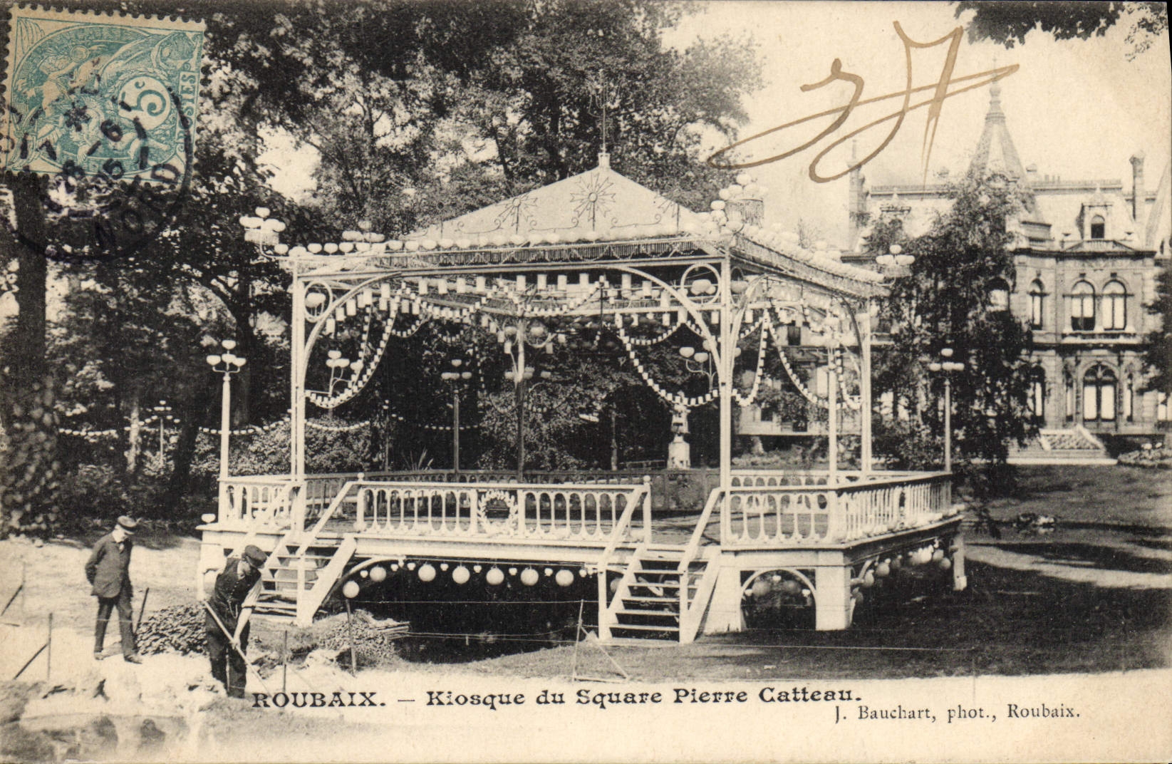 Roubaix — Kiosque du Square Pierre Catteau — J. Bauchart, phot., Roubaix