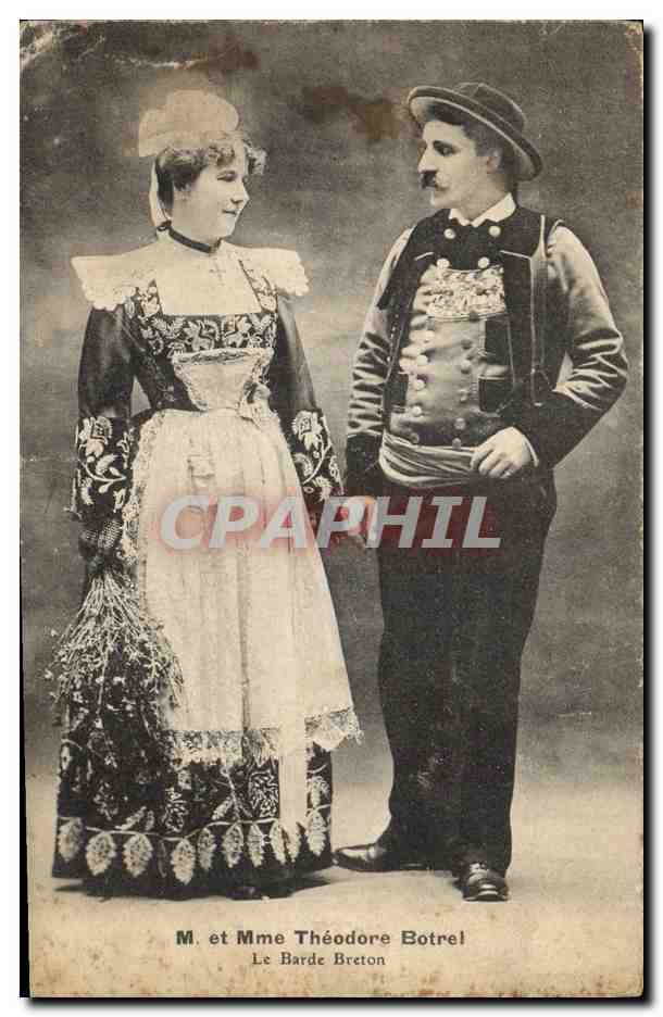 CPA Folklore Mr et Mme Botrel Le barde Breton