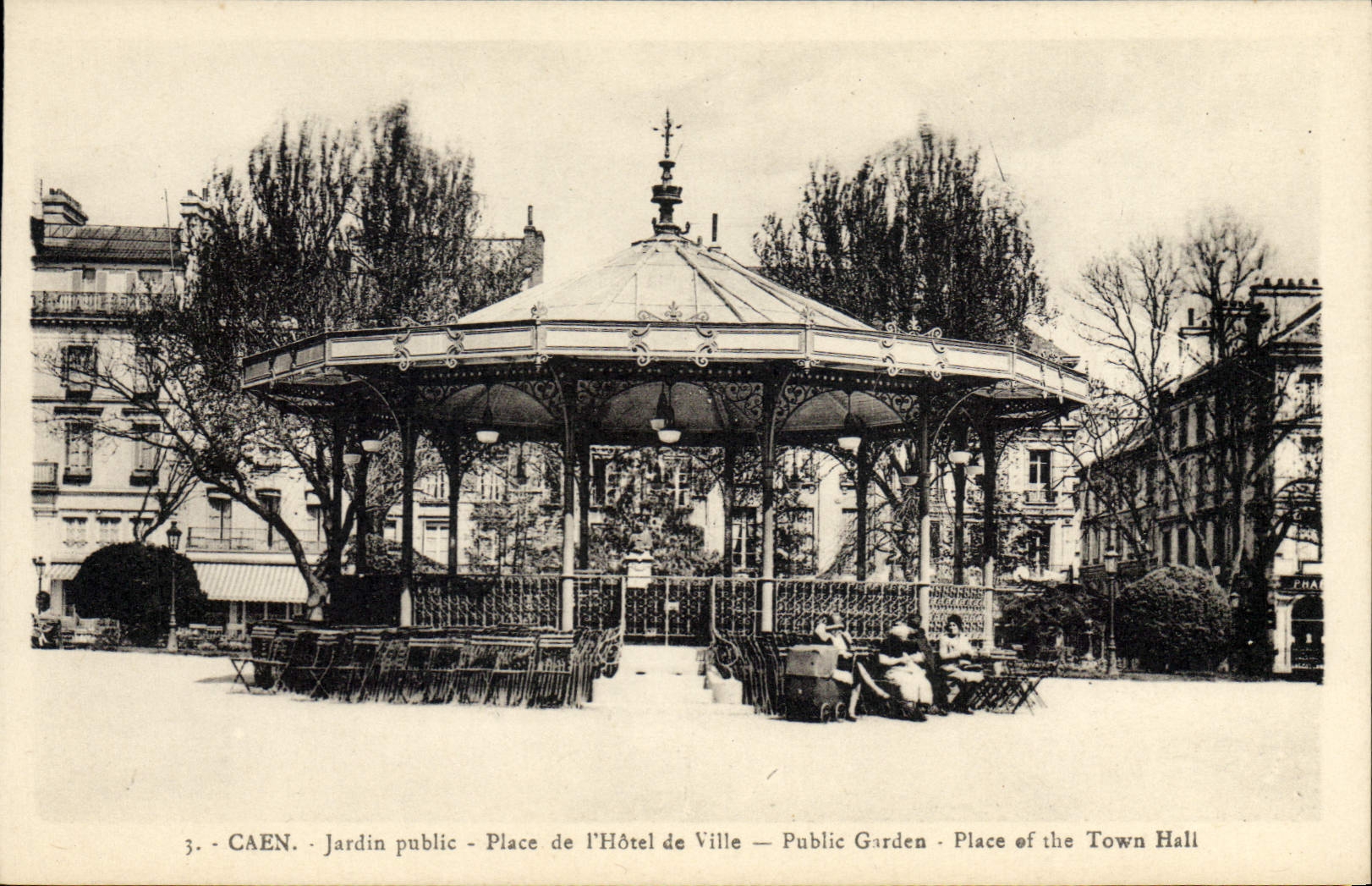CPA Kiosque Caen Jardin public Place de l'hotel de ville 