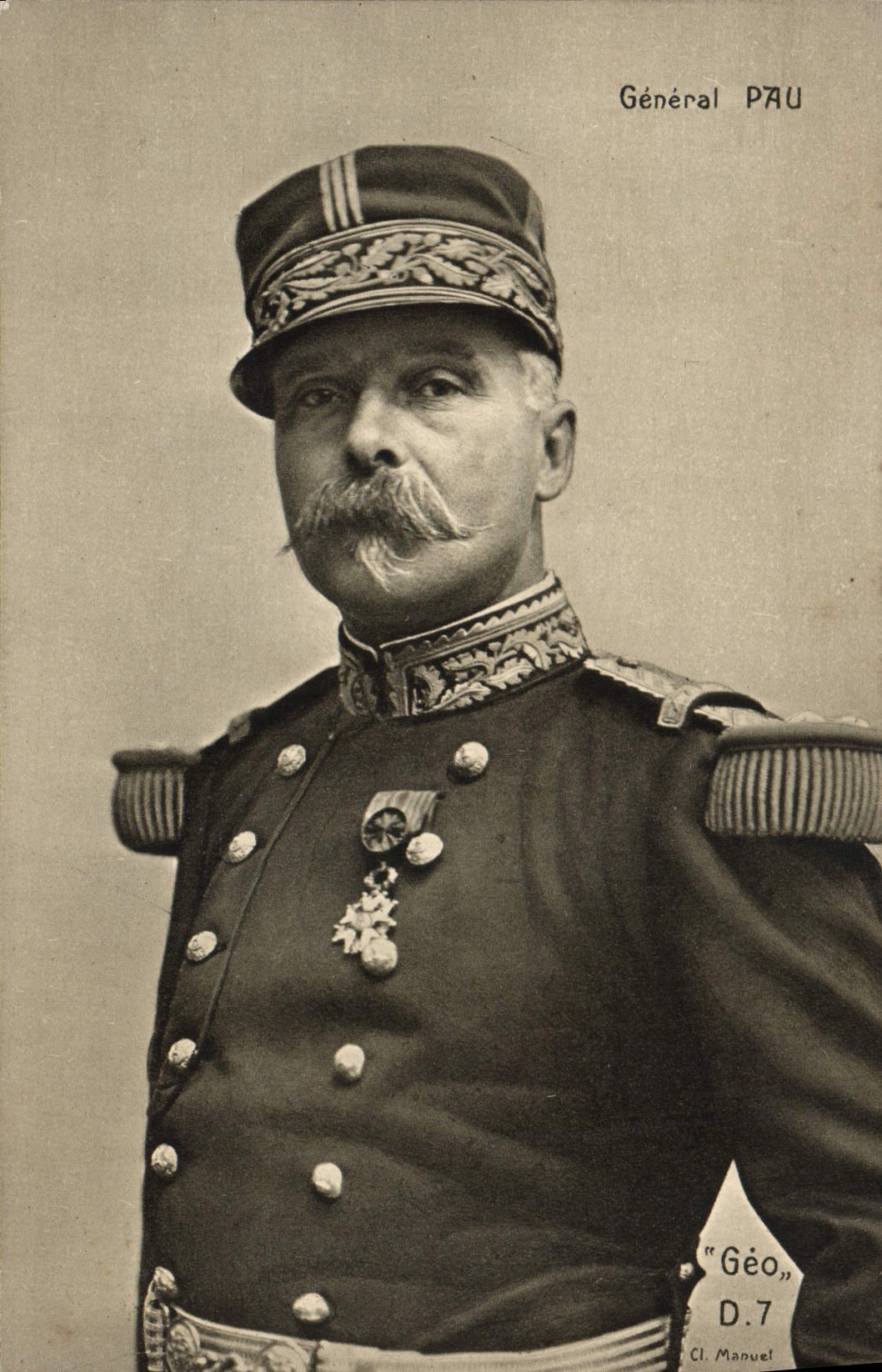 CPA Militaria General Pau 