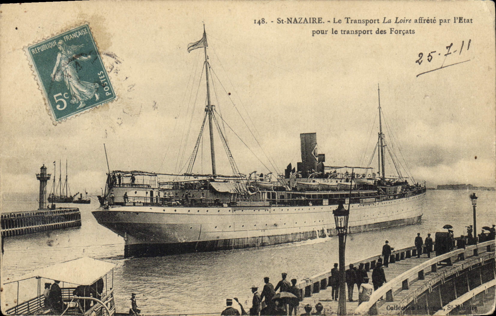 CPA Bateau Paquebot St Nazaire Le transport La loire affrete par l'Etat pour le transport des forcats