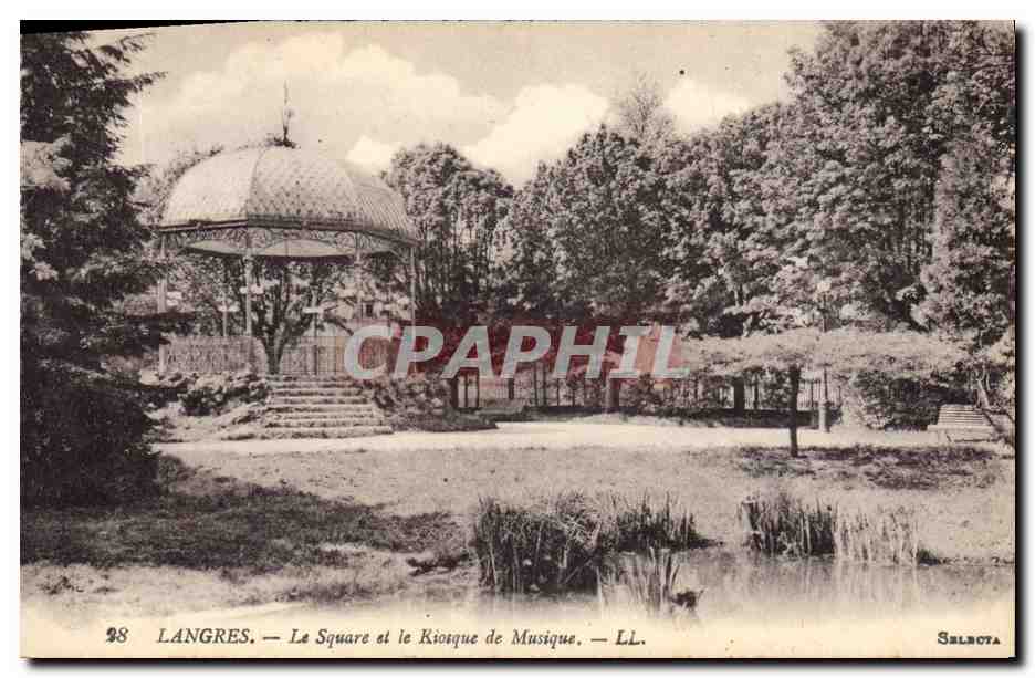 CPA Langres Le square et le Kiosque a musique