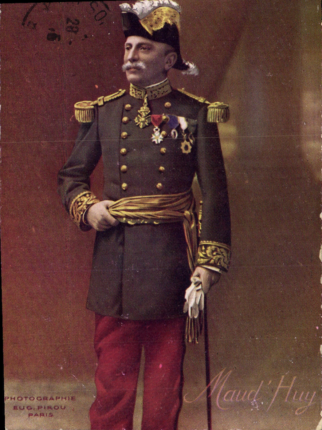 Officier en uniforme — photographie — Eug. Pirou, Paris