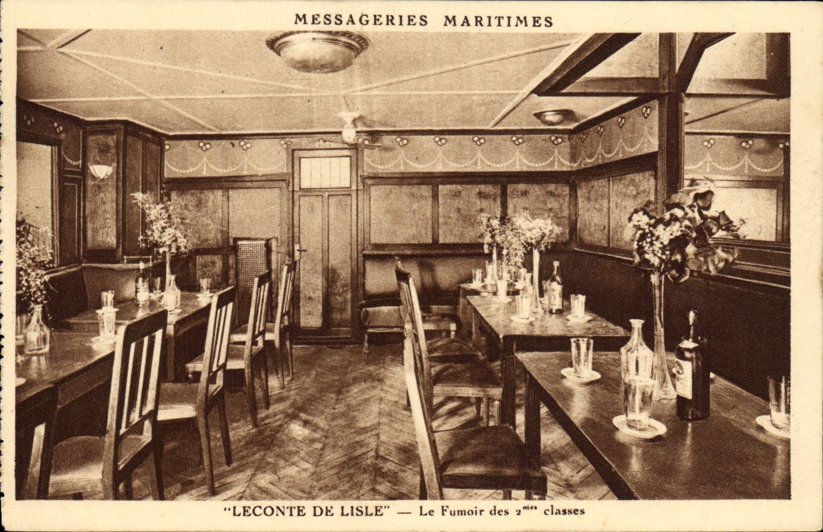 CPA Bateau Messageries Maritimes Leconte de Lisle Le fumoir des 2eme classes 