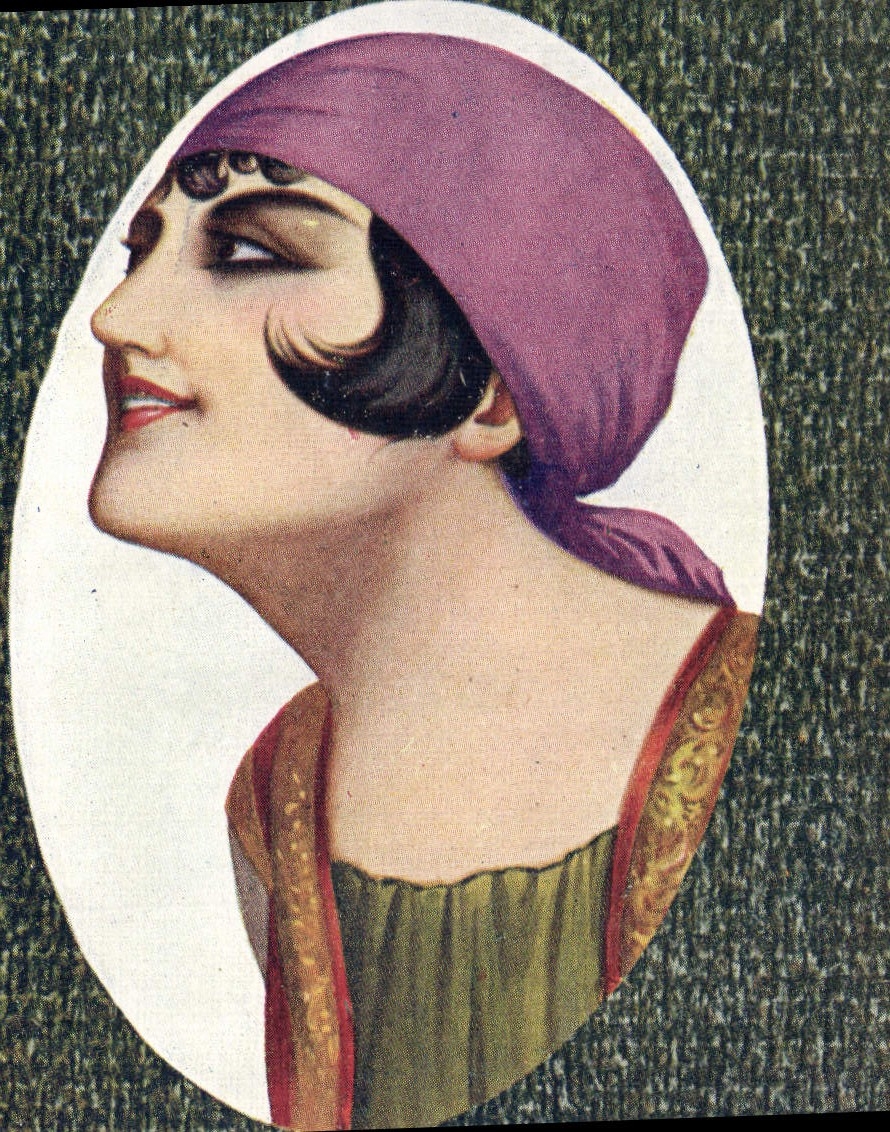 CPA Fantaisie Illustrateur Femme 