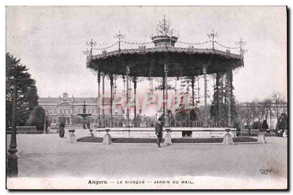 CPA Kiosque Angers Le kiosque Jardin du Mail 