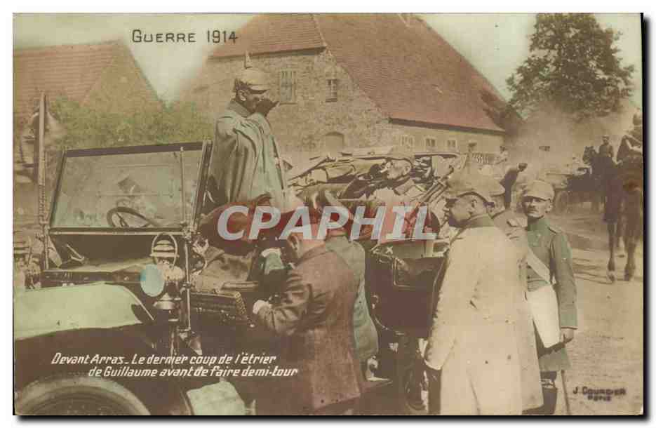 CPA Militaria Devant Arras Le dernier coup de l'etrier de Guillaume avant de faire demi tour 