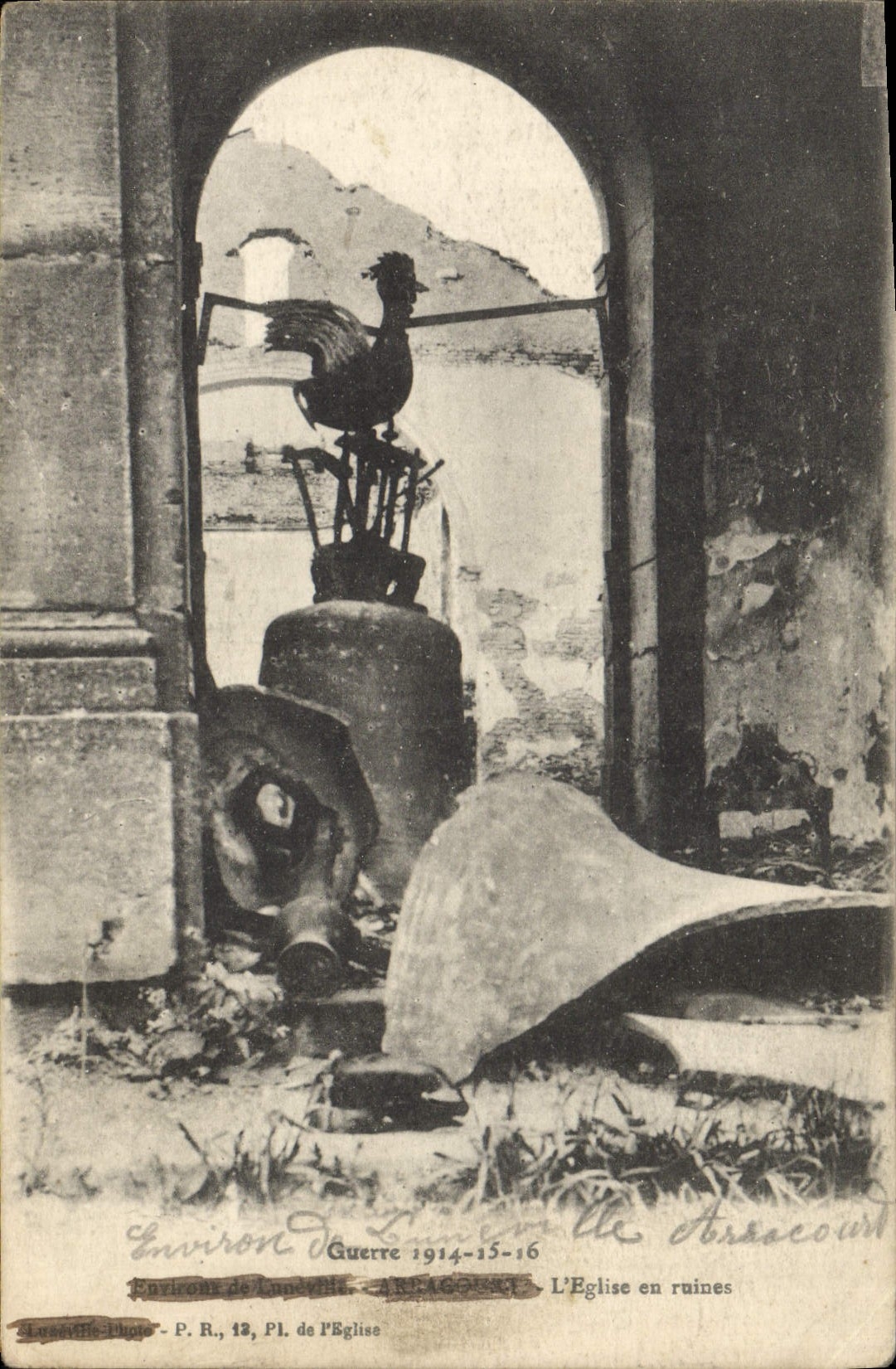Église en ruines — Tréacourt — Lusaille-Photo, P.R., 12, Pl. de l'Église