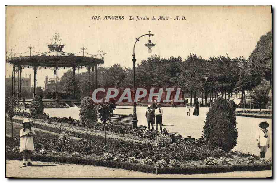CPA Kiosque Angers Le jardin du Mail 