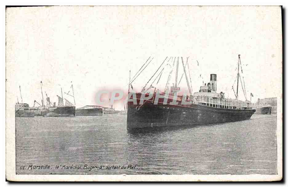 CPA Bateau Marseille Le Marechal Bugeaud sortant du port 