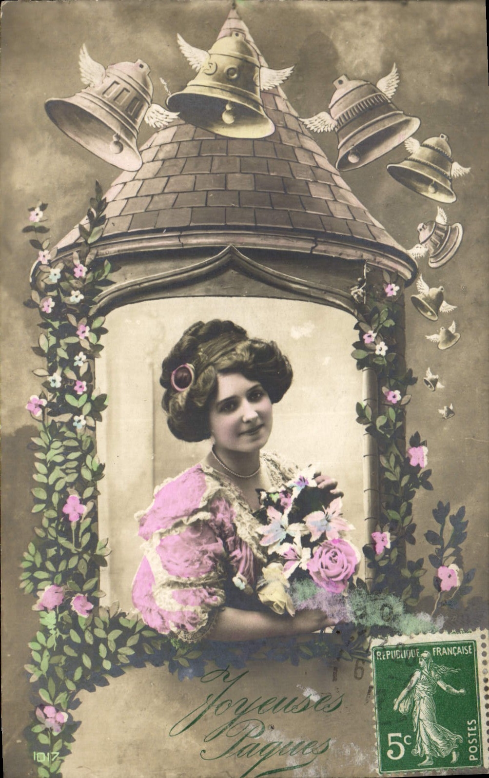 CPA Cloche Femme 