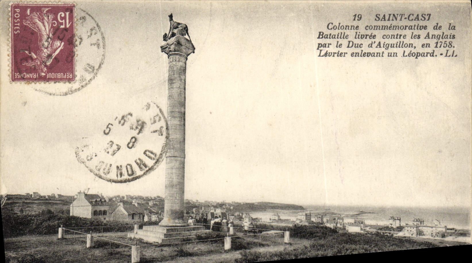 Saint-Cast — Colonne commémorative de la bataille livrée contre les Anglais par le Duc d'Aiguillon en 1758. Lévrier enlevant un léopard. — LL