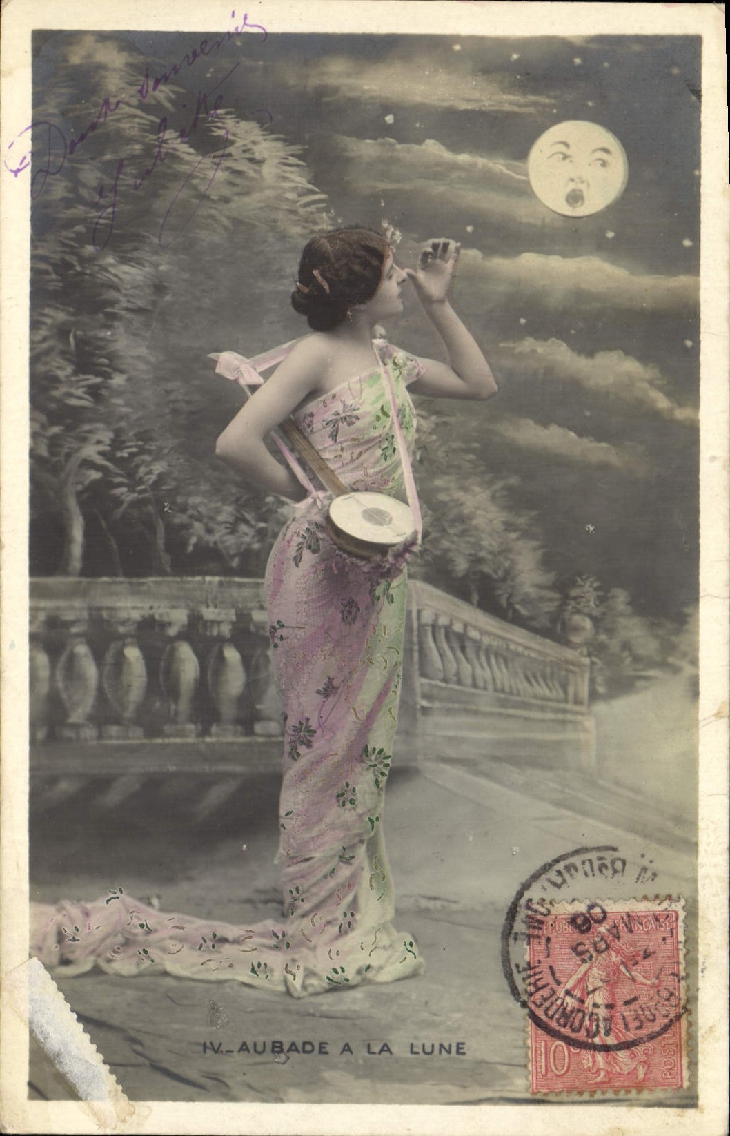 CPA Femme Aubade a la lune 