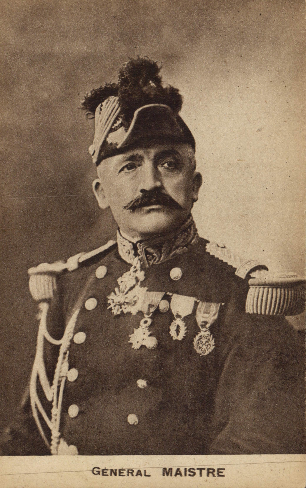 CPA Militaria General Maistre 