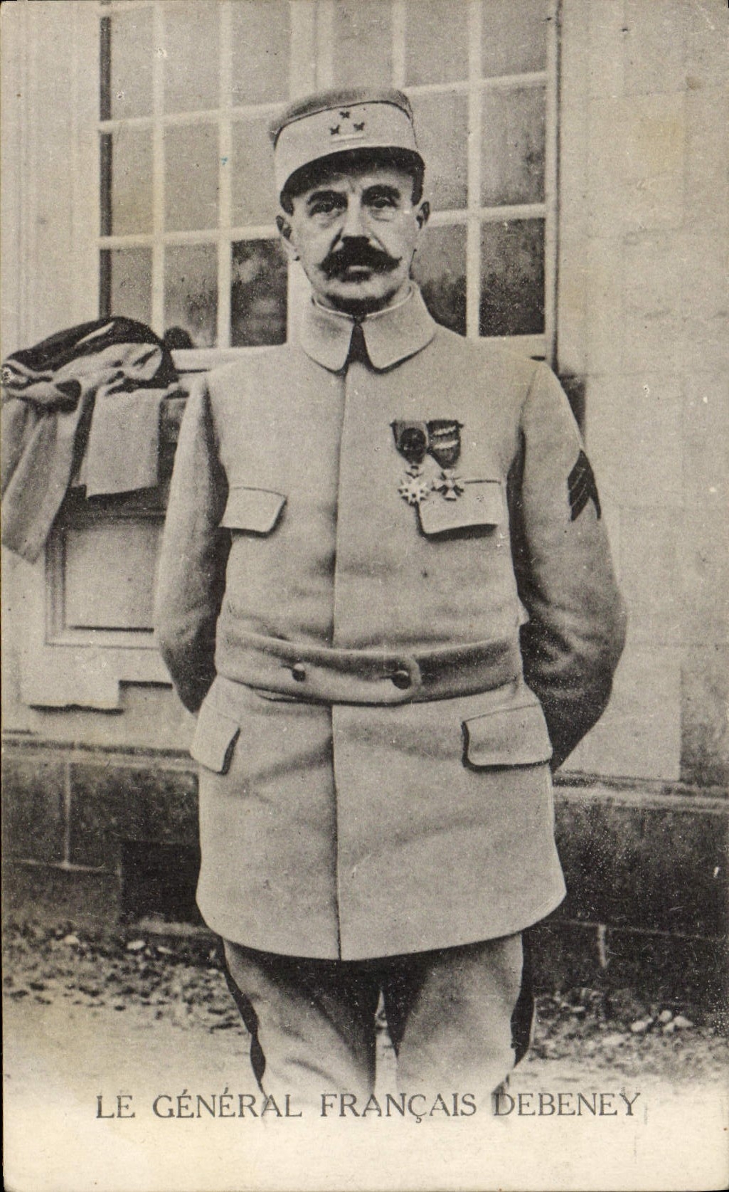 Le Général français Debeney — portrait militaire — éditeur non identifié