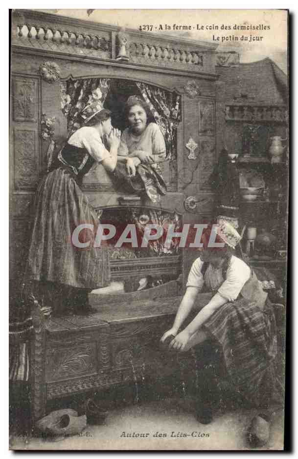 CPA Folklore Lits Clos Le coin des demoiselles Le potin du jour
