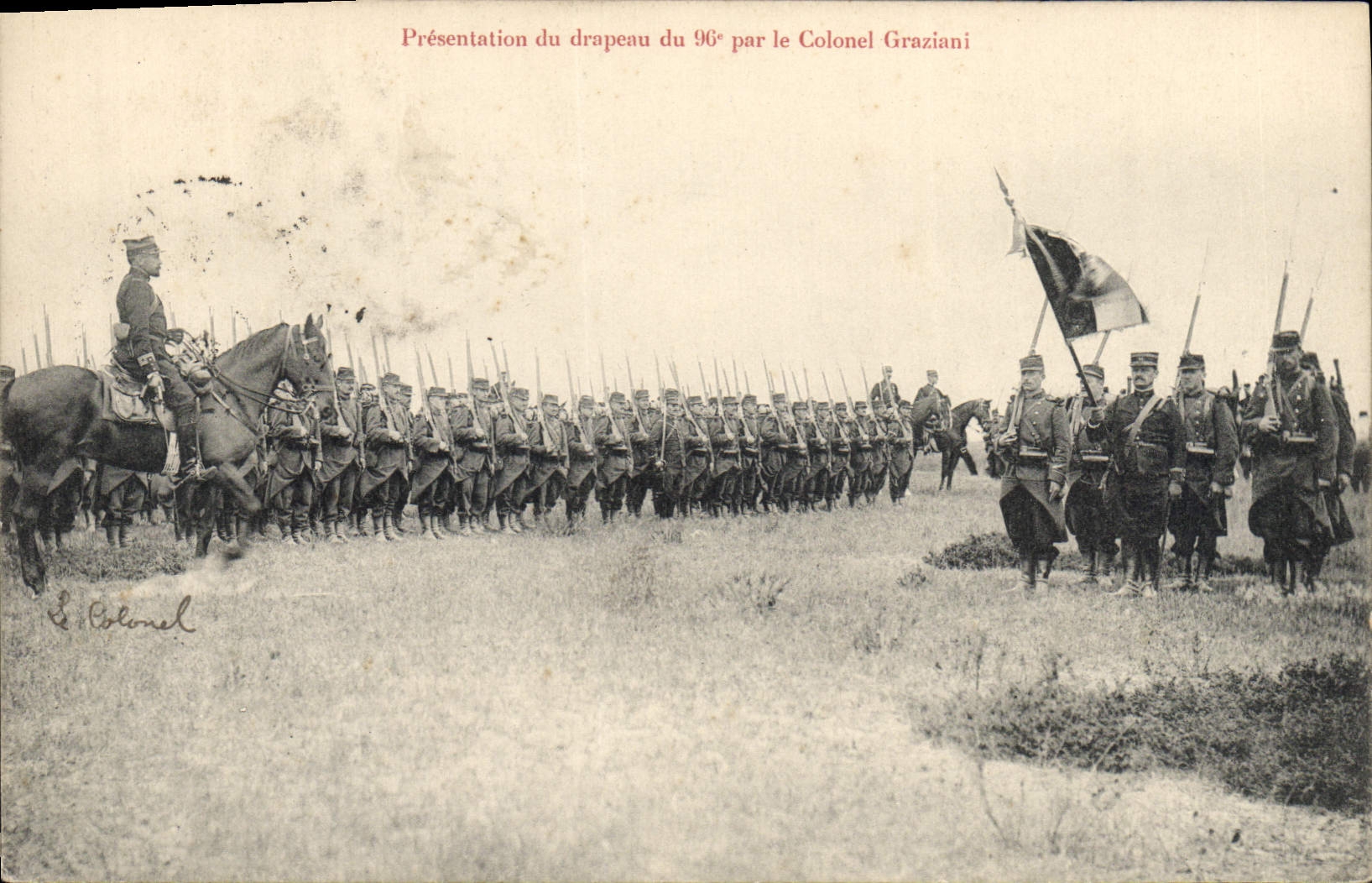 Présentation du drapeau du 96e par le Colonel Graziani — Édition non identifiée