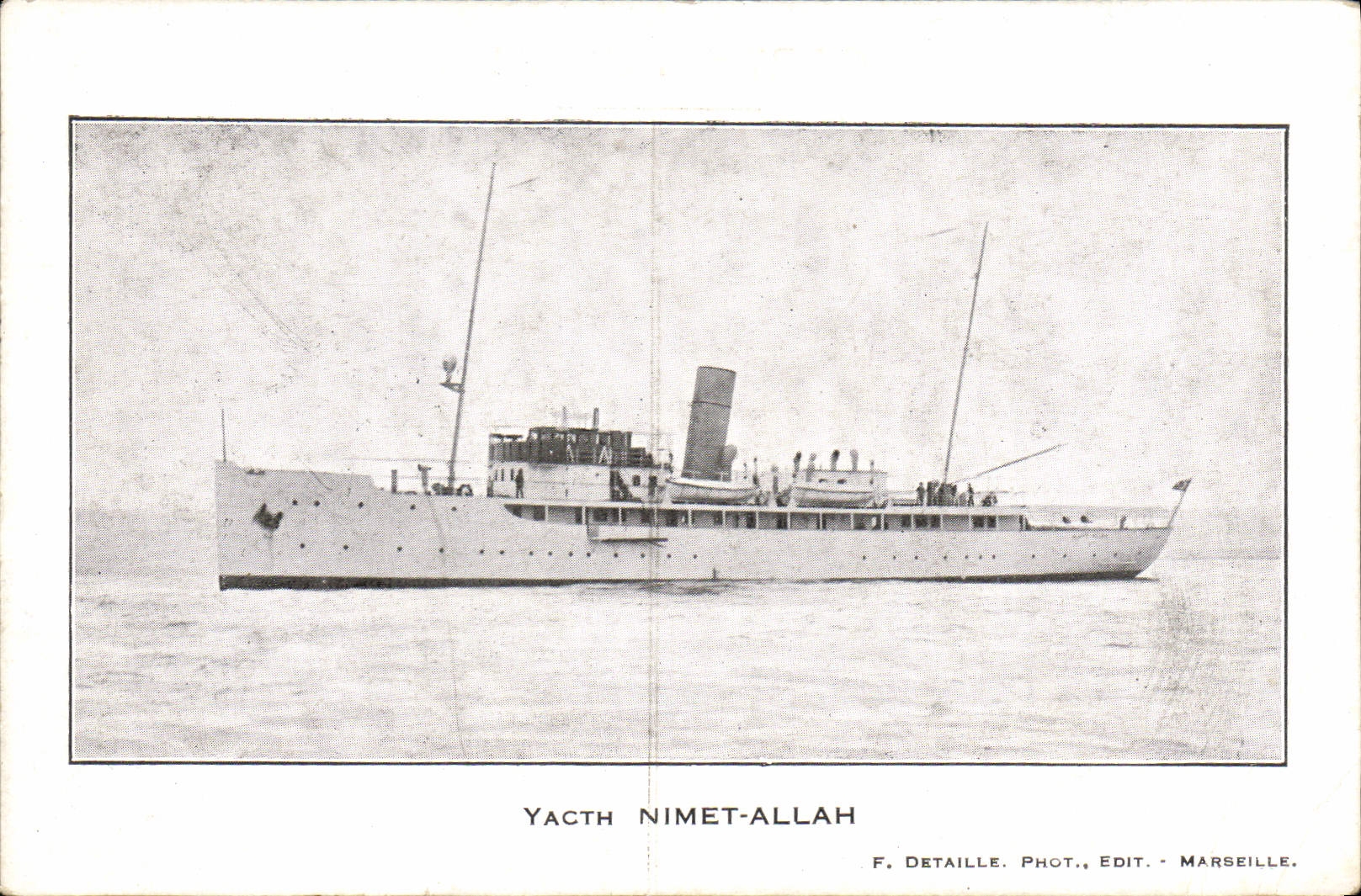 CPA Bateau Paquebot Yacht Nimet-allah 
