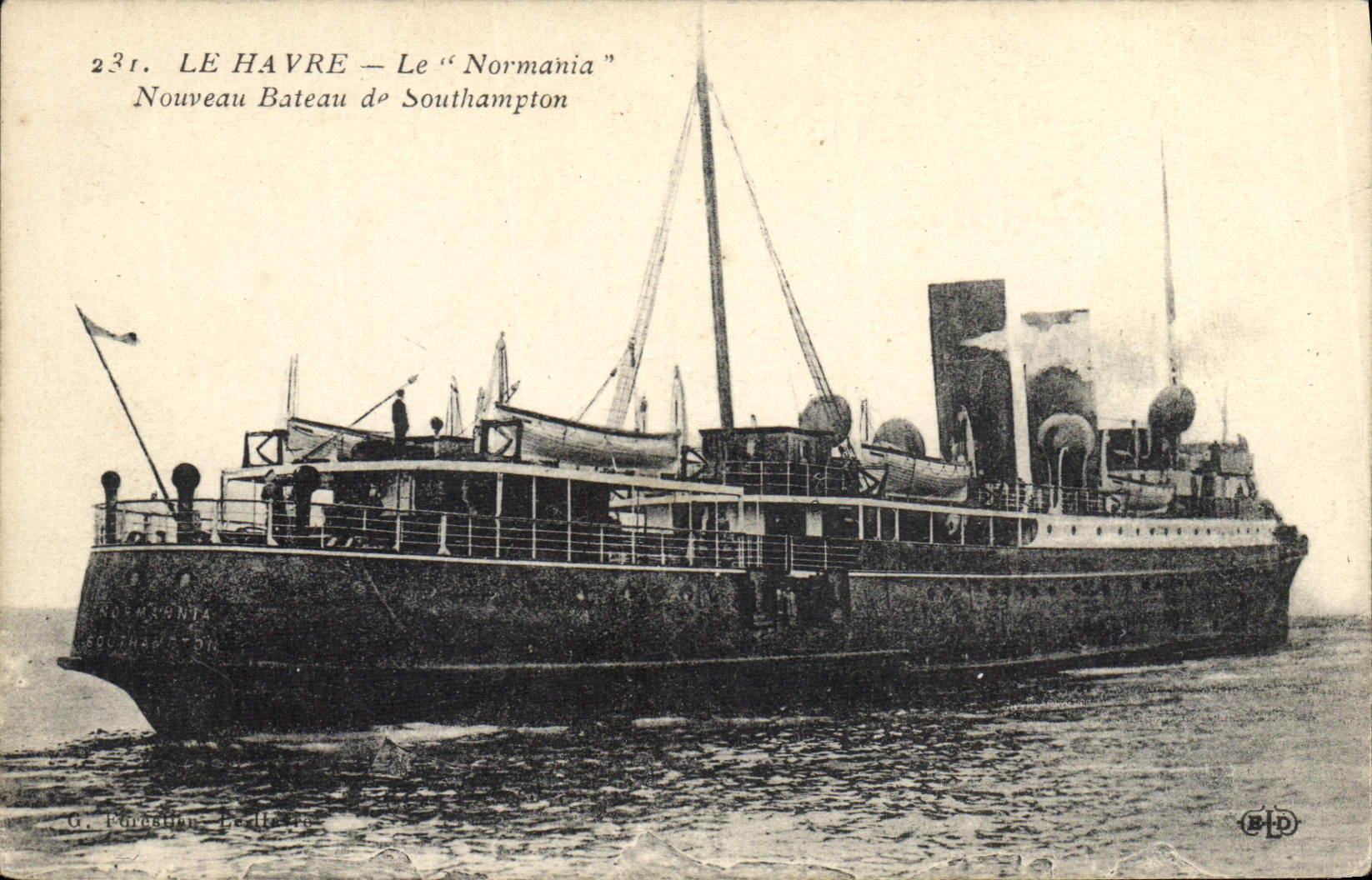 CPA Bateau Paquebot Le Havre Le Normandia Nouveau bateau de Southampton 
