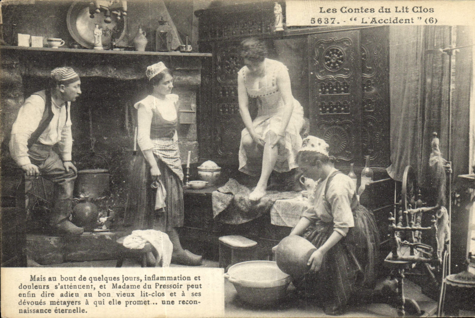 CPA Folklore Lits clos Bretons Les contes du lit clos L'accident