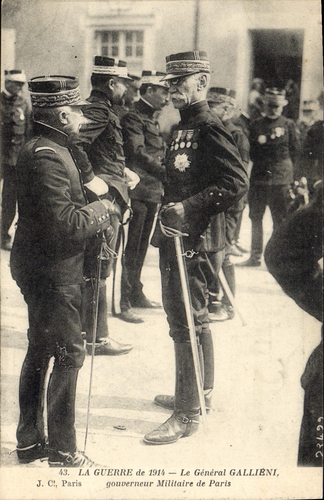 CPA Militaria General Gallieni Gouverneur militaire de Paris 