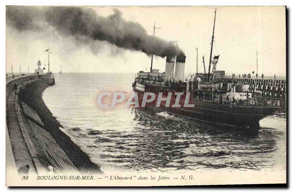 Boulogne-sur-Mer — 'L'Onward' dans les Jetées — N. G.