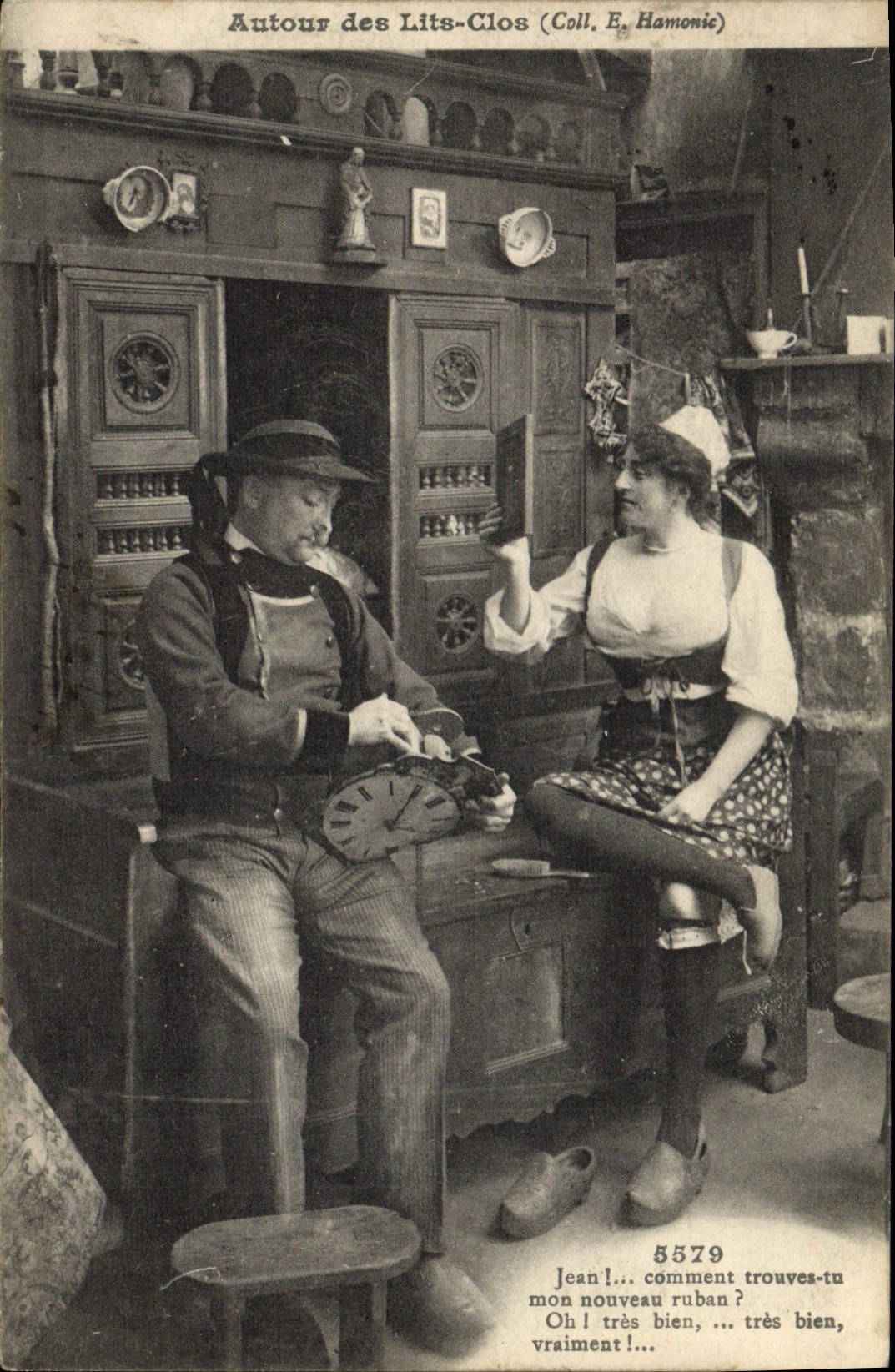 CPA Folklore Bretagne Lits Clos 