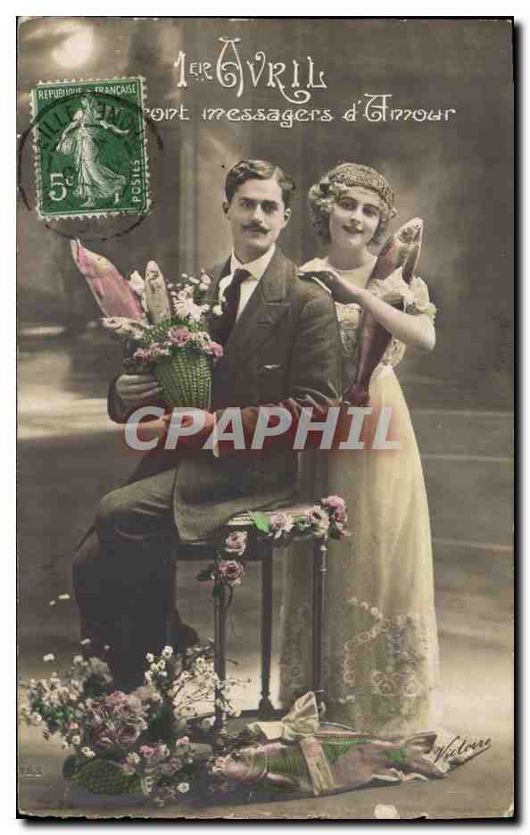 CPA Fantaisie Paques Poisson Femme 