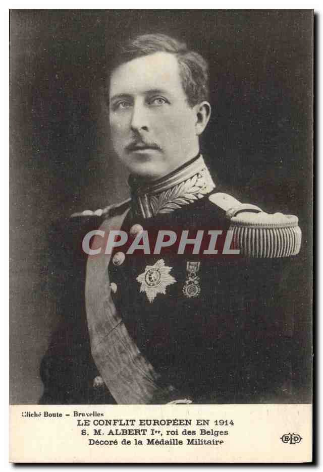 CPA Militaria SM Albert 1er Roi des Belges Decore de la Medaille Militaire 