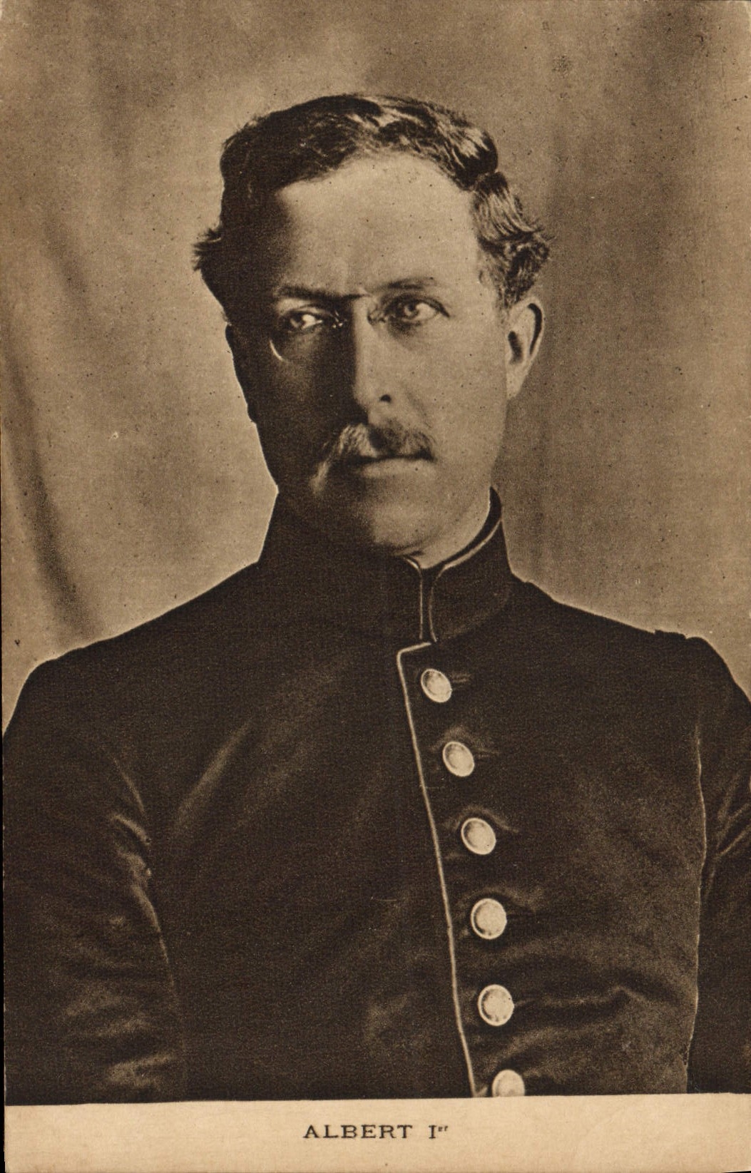 Albert Ier — Portrait en uniforme — P.J. Galluis & C°, n° 333