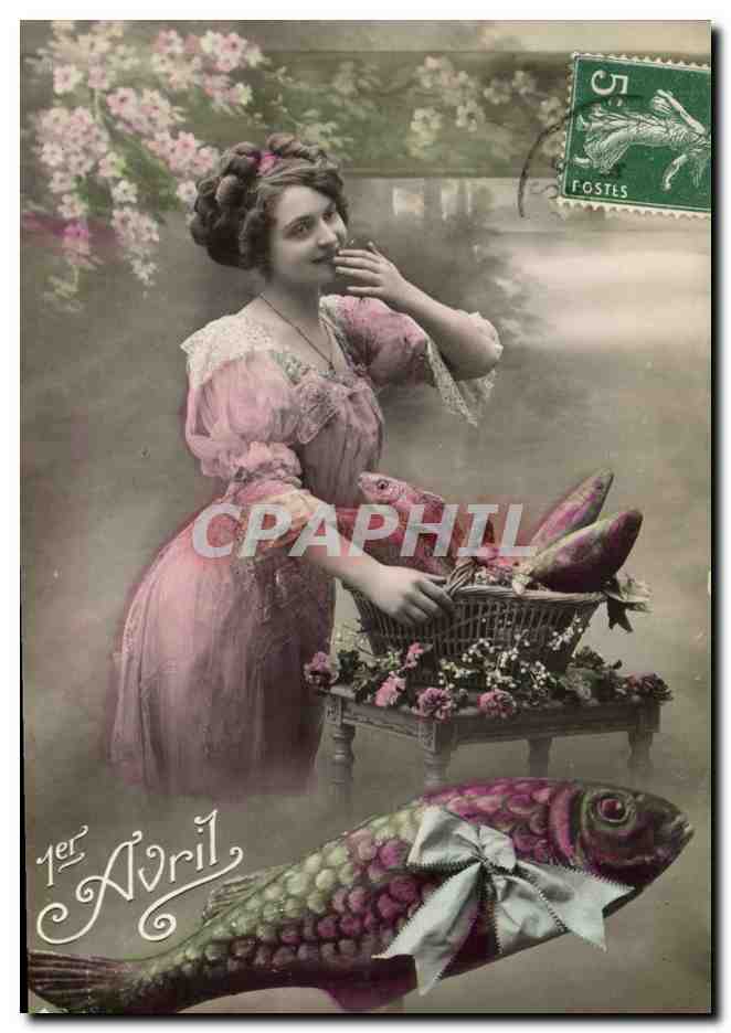 CPA Fantaisie Paques Poisson Femme 