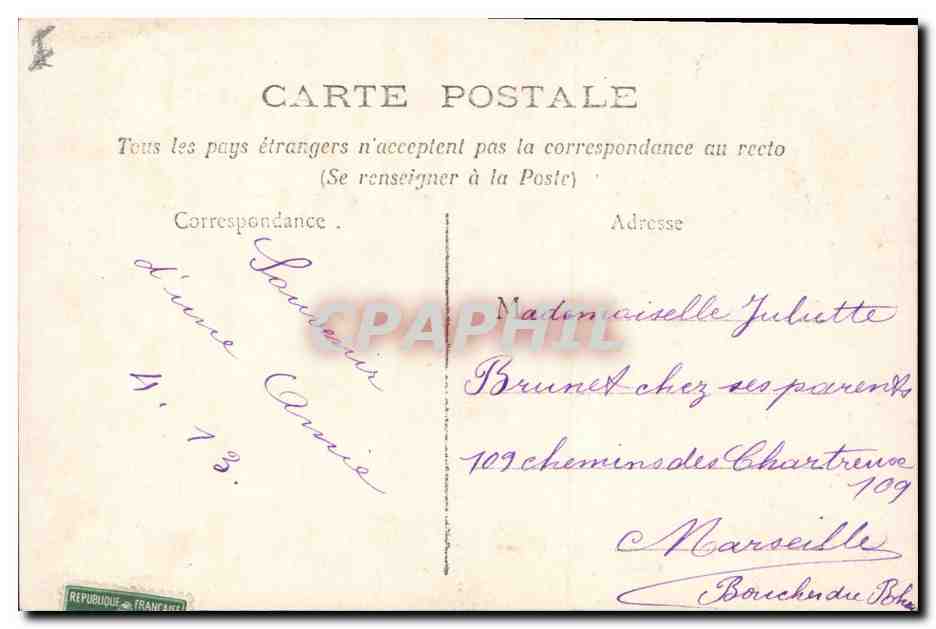 CPA Fantaisie Paques Poisson Femme  — Rückseite