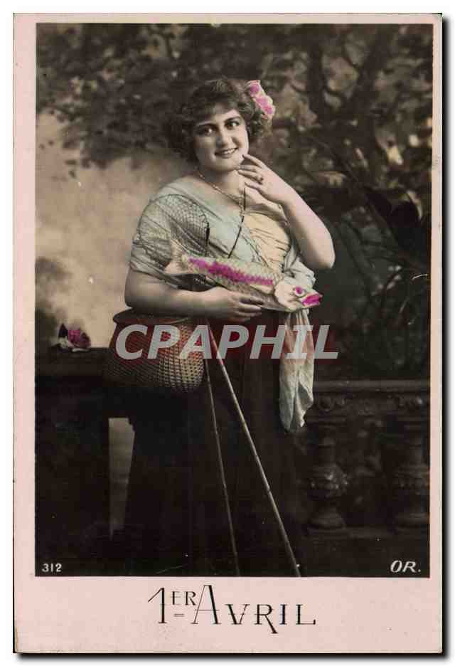 CPA Fantaisie Paques Poisson Femme 