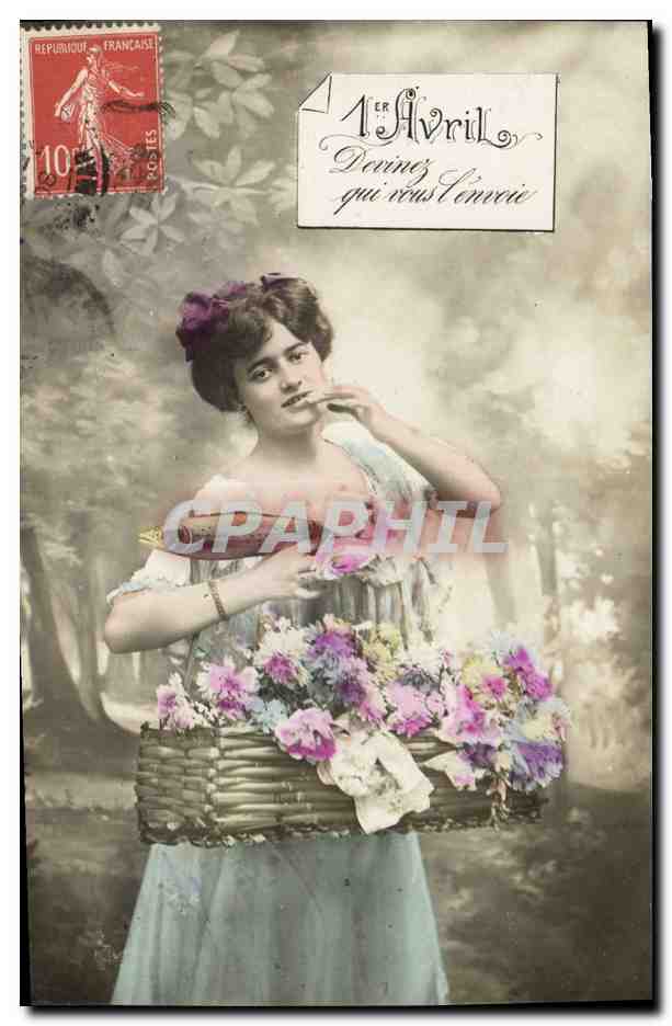 CPA Fantaisie Paques Poisson Femme 1er Avril 